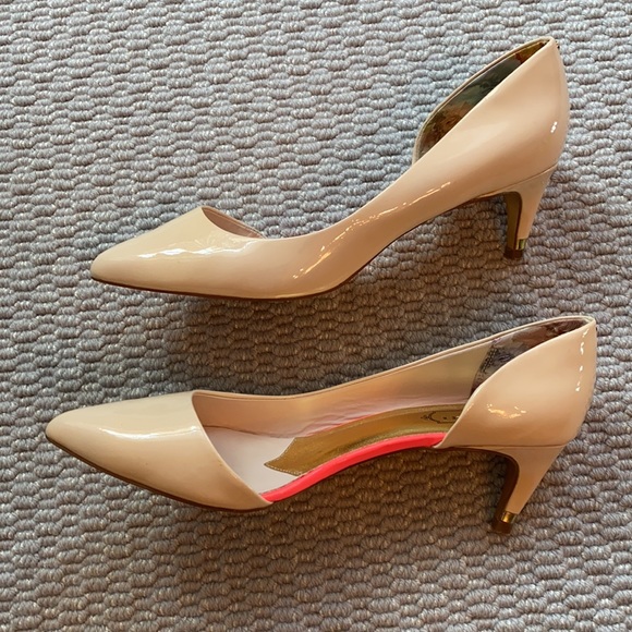 Ted Baker, kitten heeled, patent leather shoes - Picture 3 of 4
